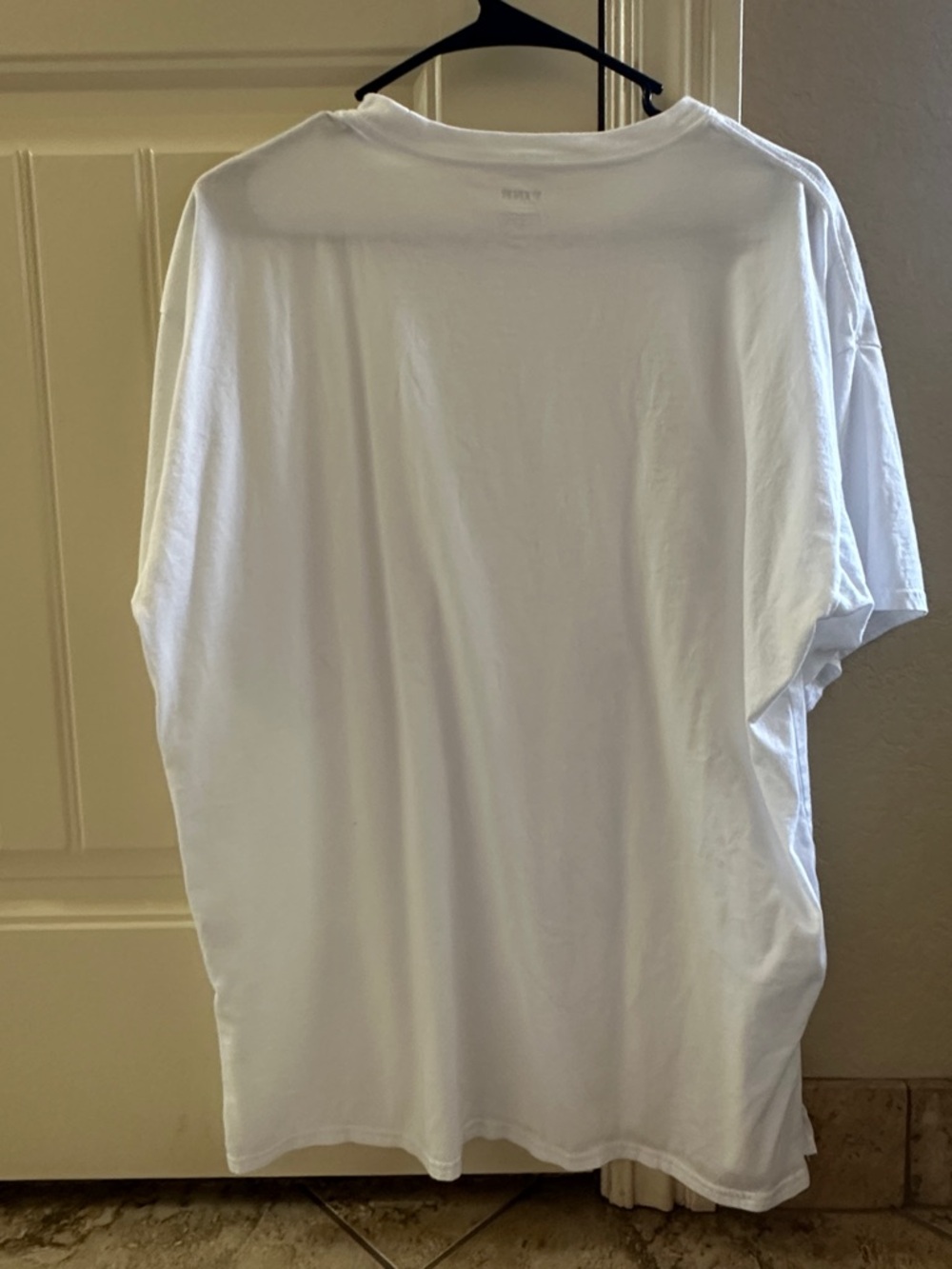 PINK Victoria's Secret White Short Sleeve Crew Tee Oversized small - Picture 4 of 4